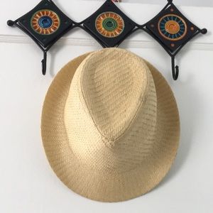 Straw Fedora for a Sunny Day!